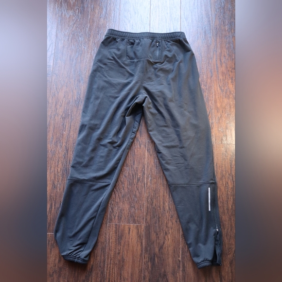 Nike Therma Essential Men's Running Pants - Picture 4 of 5